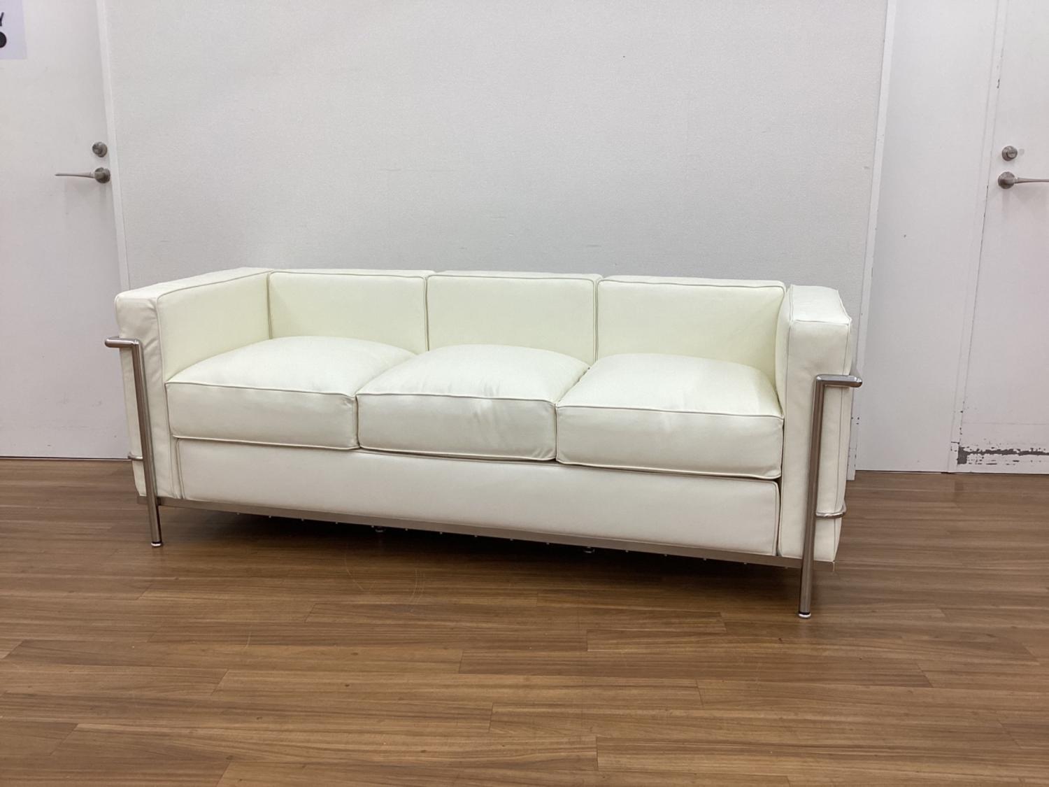 コスパクリエーション 3人掛けソファー リプロダクト LC2 ル