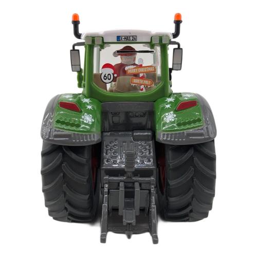 SK3224 Fendt クリスマストラクター