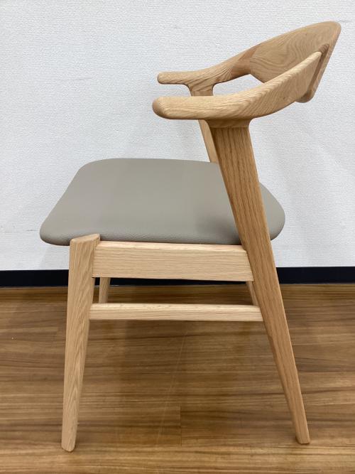 IDC大塚家具 (アイディーシーオオツカカグ) ダイニングチェアー フィル+C  PVC#1/FCLオーク THBE レッドオーク材/PVC