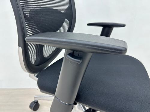 バルバーニ オフィスチェア ブラック DD-C777