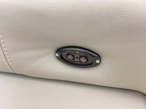 大塚家具(IDC) (オオツカカグ) 3人掛けソファー グレー 電動リクライニング 総革 L/S Motion 62