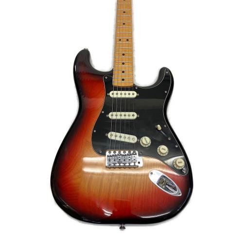 FENDER (フェンダー)Vintera II '70s Stratocaster, Maple Fingerboard, 3-Color Sunburst
