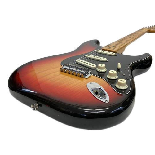 FENDER (フェンダー)Vintera II '70s Stratocaster, Maple Fingerboard, 3-Color Sunburst