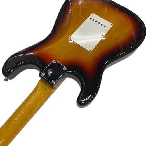 FENDER JAPAN エレキギター ST62-70TX