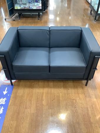 アーバン通商 (アーバンツウショウ) コルビジェ風ソファ ブラック 2人掛け