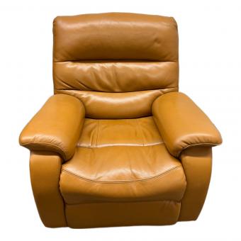 ニトリ 1人掛け電動リクライニングソファー キャメル 半革