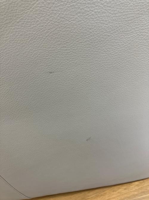 Himolla (ヒモラ) 1人掛けソファー アイボリー ベルク