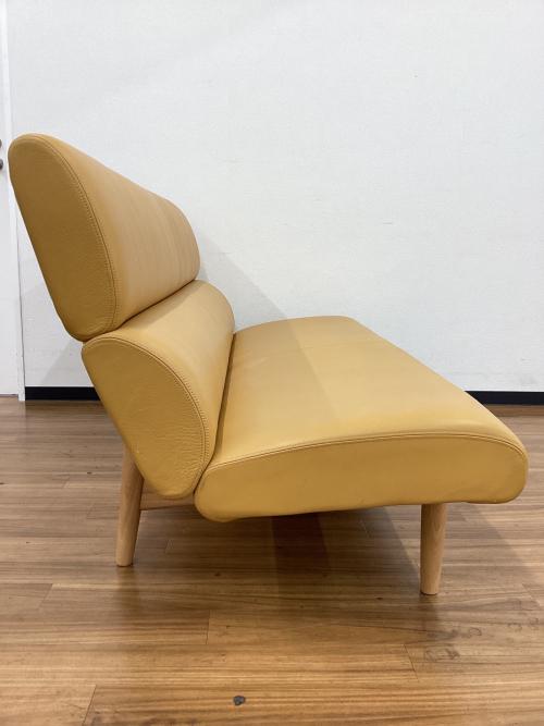 CONDE HOUSE (カンディハウス) 2人掛けソファー エクリプス 2人掛け 総革 蛯名 紀之 イエロー　クッション欠品