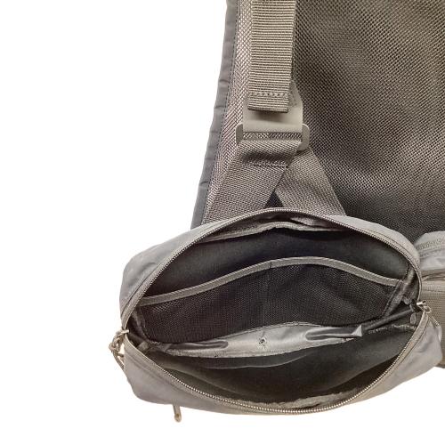 Abu Garcia (アブガルシア) フィッシングベスト メンズ SIZE Free ブラック