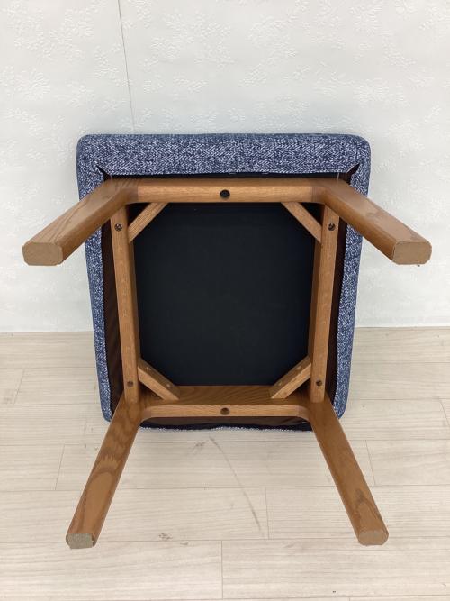 LIVING HOUSE (リビングハウス) スツール ブルー×ブラウン カバーリング ファブリック×オーク材 MOCOA
