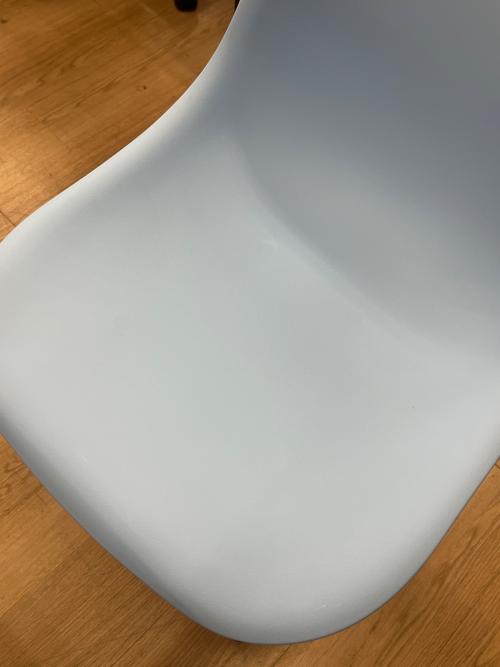 イームズチェア(リプロダクト品)