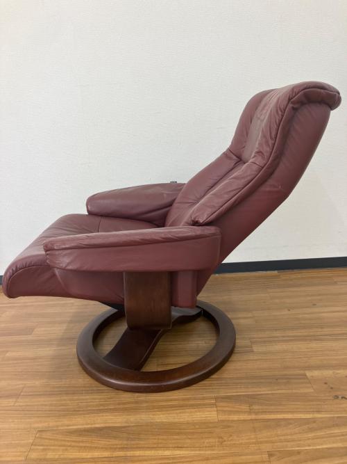 Hjellegjerde(イエリアーダ) リクライニングチェアー Fijords