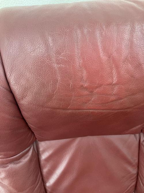 Hjellegjerde(イエリアーダ) リクライニングチェアー Fijords