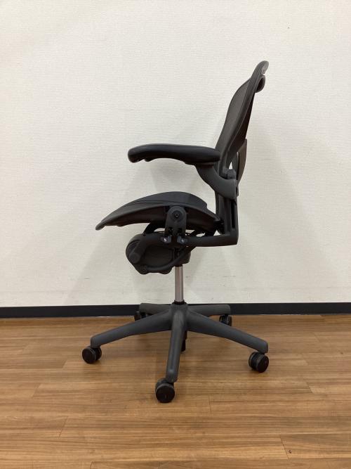 Herman Miller (ハーマンミラー) アーロンチェア Bサイズ　ポスチャーフィット