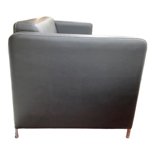 oliver (オリバー) 2人掛けソファー ブラック