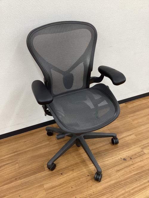 Herman Miller (ハーマンミラー) アーロンチェア リマスタード ライト グラファイト