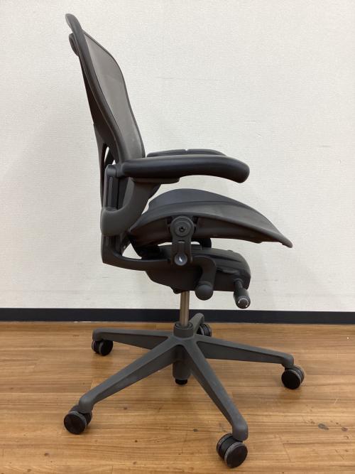 Herman Miller (ハーマンミラー) アーロンチェア リマスタード ライト グラファイト