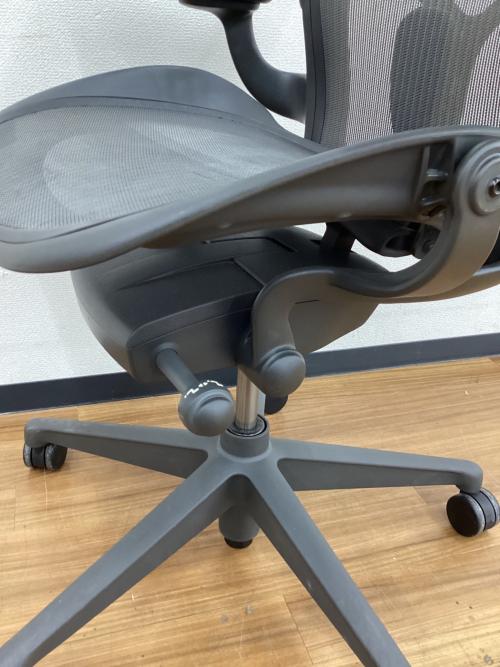 Herman Miller (ハーマンミラー) アーロンチェア リマスタード ライト グラファイト