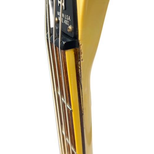 Rickenbacker (リッケンバッカー) エレキベース 4001 Tuxedo 1976年