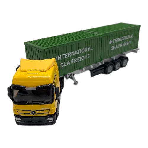 SK3921コンテナ付きトラック