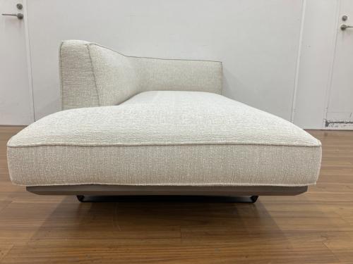 HUKLA (フクラ) カウチソファー KASTOR　付属クッション欠品　ホワイト