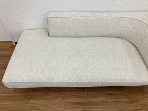 HUKLA (フクラ) カウチソファー KASTOR　付属クッション欠品　ホワイト