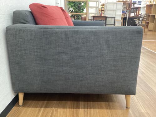 freistil ROLF BENZ (フライシュティール ロルフベンツ) 2人掛けソファー クッション×2付 グレー×レッド