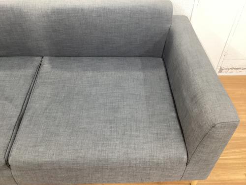 freistil ROLF BENZ (フライシュティール ロルフベンツ) 2人掛けソファー クッション×2付 グレー×レッド