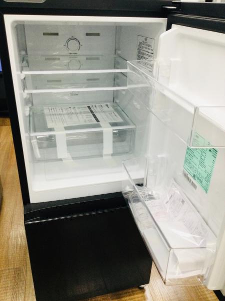 名古屋近郊限定　2025年 ハイセンス 冷蔵庫　135L 極美品 Hisense (ハイセンス) 2ドア冷蔵庫 HR-D140K 2025年製 135L