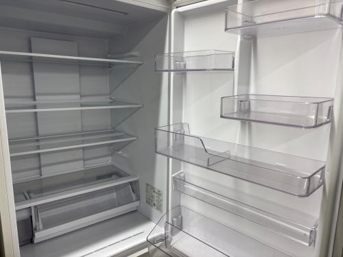 Panasonic (パナソニック) 3ドア冷蔵庫 NR-C37ES1-W 2025年製 365L