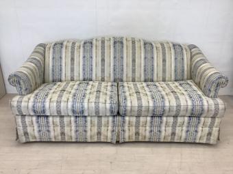 Thomasville (トーマスビル) 2人掛けソファー ホワイト×ブルー