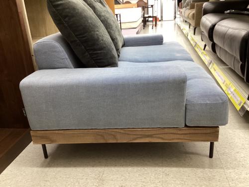 HALF HOUSE 2人掛けソファー ブルー