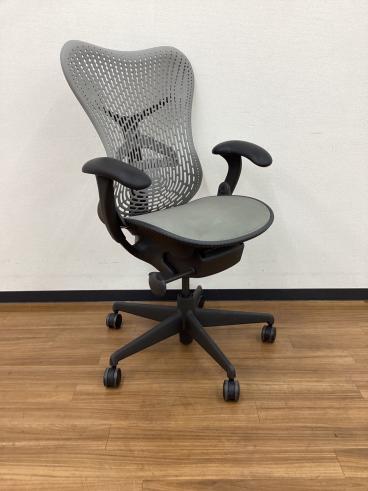 Herman Miller (ハーマンミラー) アーロンチェア Bサイズ ポスチャー