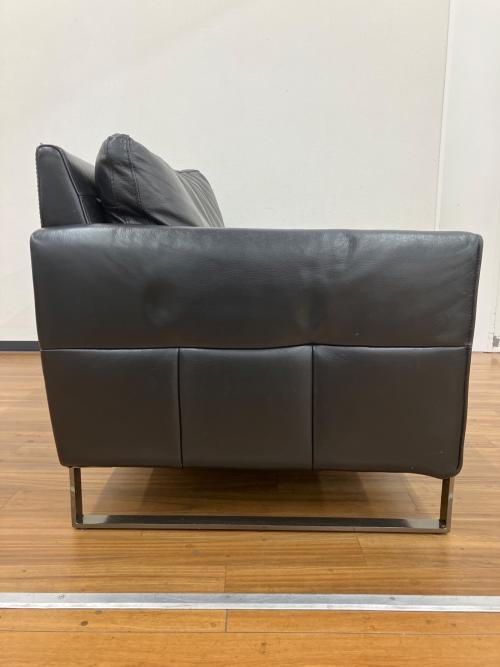 IDC大塚家具 (アイディーシーオオツカカグ) 2人掛けソファー ワタリジャパン