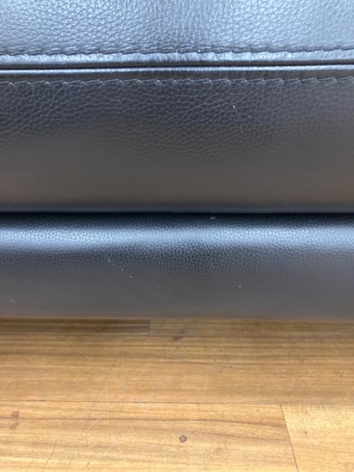 IDC大塚家具 (アイディーシーオオツカカグ) 2人掛けソファー ワタリジャパン