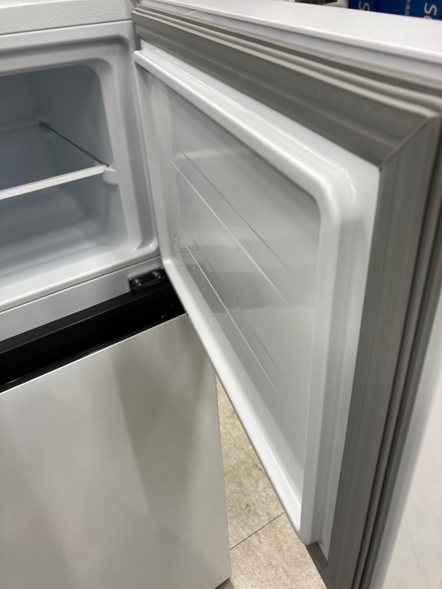 Hisense (ハイセンス) 2ドア冷蔵庫 HR-B12HW 2024年製 124L