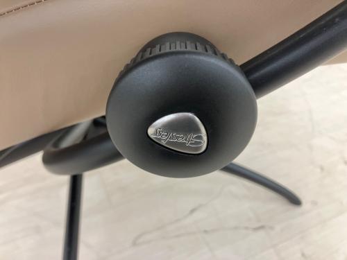 Ekornes (エコーネス) リクライニングチェアー ベージュ TOKYO
