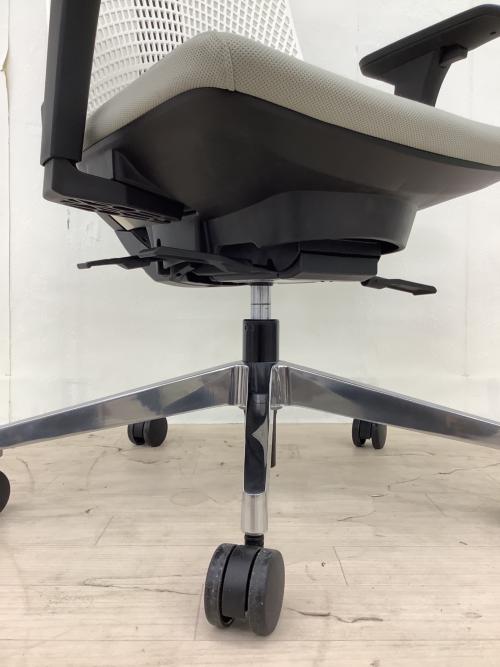 ITOKI (イトーキ) ワークチェアー YL9-WHEL ホワイト サリダチェア