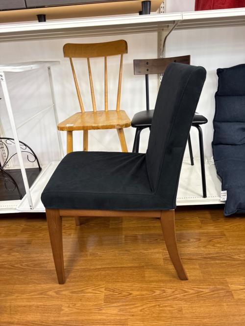 HUKLA (フクラ) ダイニングチェアー