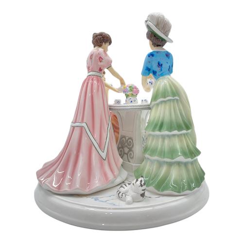 English Ladies Co (イングリッシュ レディース カンパニー) フュギュリン TIME FOR TEA