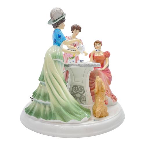 English Ladies Co (イングリッシュ レディース カンパニー) フュギュリン TIME FOR TEA