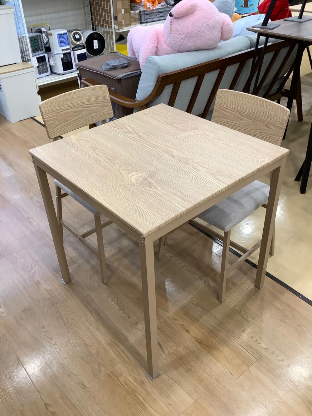 ニトリダイニング3点セットホワイトウォッシュ×レッド【トレファク堺福田店】 870051107.jpg?ts=20231113181500900