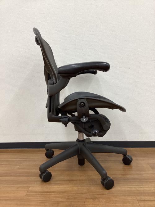 Herman Miller (ハーマンミラー) ワークチェアー アーロンチェアライト