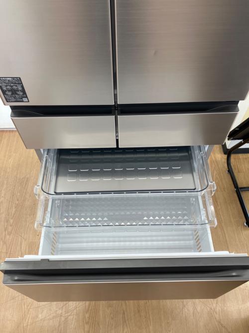 HITACHI (ヒタチ) 6ドア冷蔵庫 R-HWC54X 2025年製 正面扉ヘコミ・キズ有 540L
