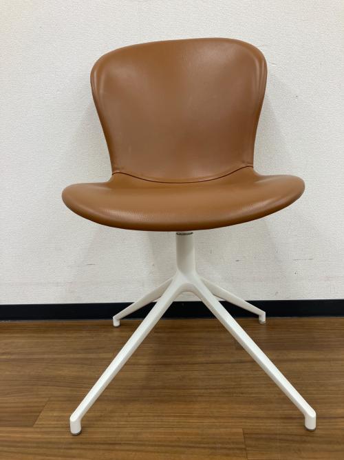 BoConcept (ボーコンセプト) ダイニングチェアー アデレード