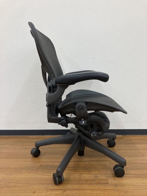 Herman Miller (ハーマンミラー) ワークチェアー ポスチャーフィット・Bサイズ・フル装備 アーロンチェア