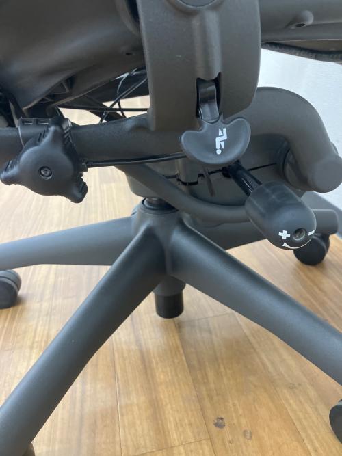Herman Miller (ハーマンミラー) ワークチェアー ポスチャーフィット・Bサイズ・フル装備 アーロンチェア