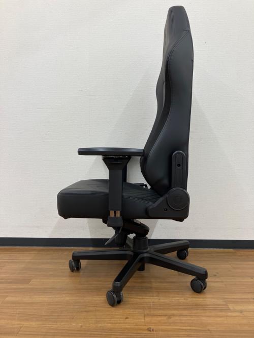 noblechairs (ノーブルチェアーズ) ゲーミングチェア HERO