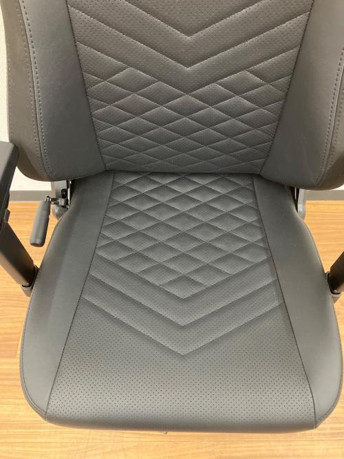 noblechairs (ノーブルチェアーズ) ゲーミングチェア HERO
