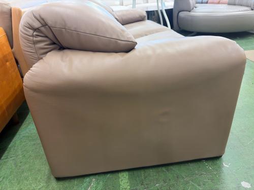 CASSINA (カッシーナ) 2.5人掛けソファ ブラウン MARALUNGA